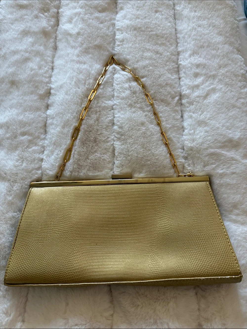 Vintage Gold Evening Chain-Handle Clutch - Women Bags